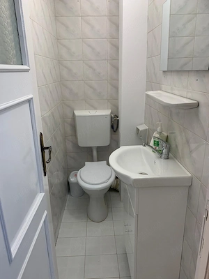 Închiriez apartament 3 camere zona Griviței Brașov  - imagine 4