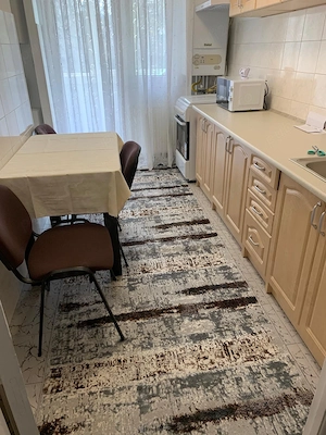 Închiriez apartament 3 camere zona Griviței Brașov 