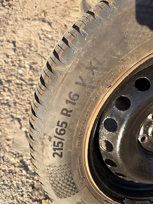 Jenti cu anvelope de iarna Continental 215/65/R16 - imagine 3