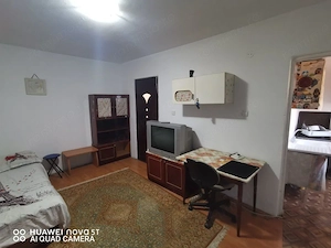 Girocului 1 camera 200 euro - imagine 4