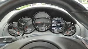 Proprietar porsche cayenne 2014 3.0 diesle 4x4 - imagine 9