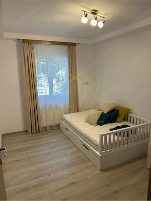 Apartament cu 3 camere, decomandat, etaj 1- Calea Girocului - imagine 8