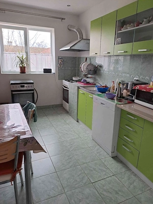 Vand casa cu gradina mare in Bethausen - imagine 2