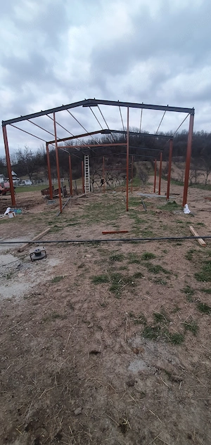 Structură metalică modernă  - imagine 5