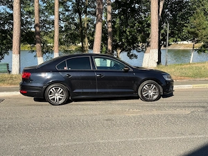 Vand Jetta 2012 - imagine 2