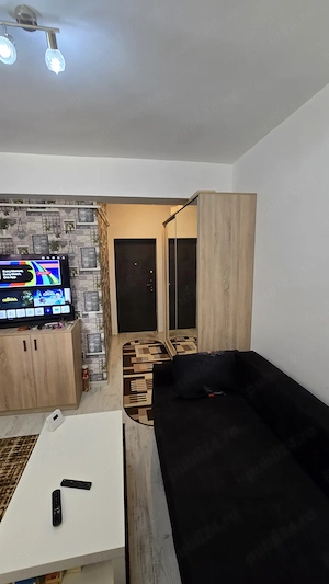 Propritar vand garsoniera mobilata si utilată complet - imagine 2