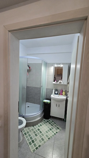 Propritar vand garsoniera mobilata si utilată complet - imagine 5