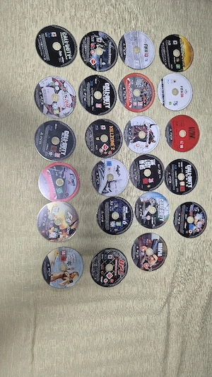Vând jocuri PS3