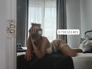 Blonda Xxx( poze reale )