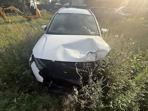 Hyundai Bayon 2024 avariat frontal   motor funcțional   PORNEȘTE ȘI SE DEPLASEAZĂ - imagine 4