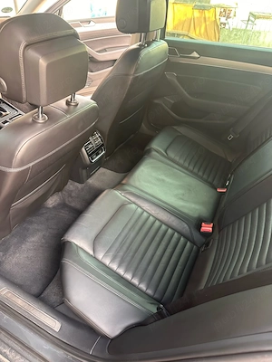 Vând Volkswagen Passat B8