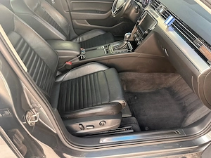 Vând Volkswagen Passat B8 - imagine 3