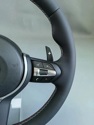 Volan BMW M din piele cu padele - imagine 3