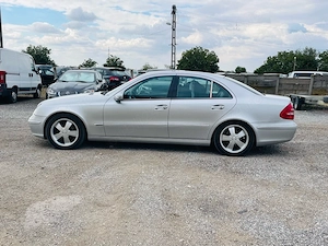 Mercedes Classe E (W-S211) (2002) E 320 CDI cat Avantgarde (150 kw) - imagine 4