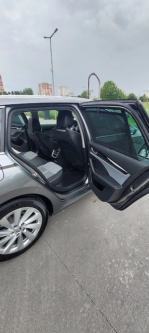 Octavia 4 facelift, unic proprietar - imagine 8