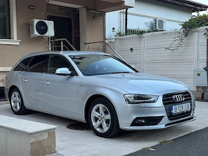  Vand Audi A4 B8.5 S line 2013 2.0 TDI Cutie Automată 268.000KM  