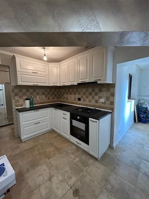 APARTAMENT CU O CAMERA DE VANZARE MASNITA - imagine 3