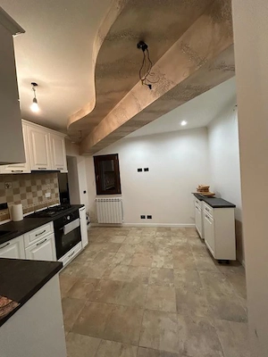 APARTAMENT CU O CAMERA DE VANZARE MASNITA - imagine 4