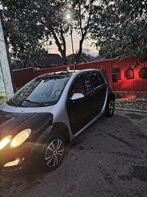 Vând Smart forfour- negru  CDI 1.5 Diesel - imagine 3