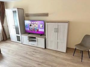 Închiriez 2 camere renovat, bd. Mamaia   Capitol