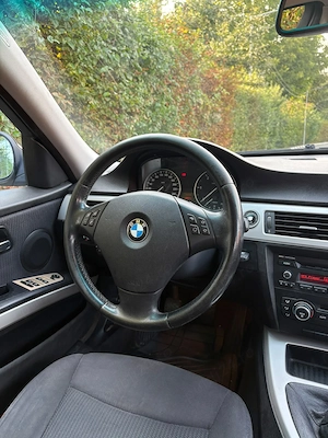 BMW 318D Touring Facelift E91 2009 - imagine 4