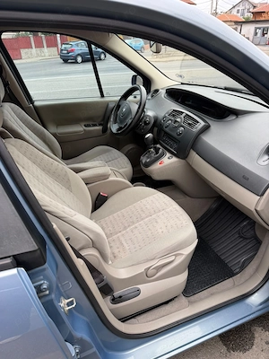 Renault Megane Scenic 1.9 dCi 110 CP   Keyless   Climă   Anvelope noi   ITP nou - imagine 6