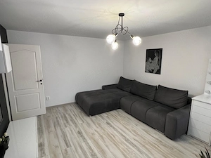 Vând - Apartament 3 camere - Zona Meva - imagine 2