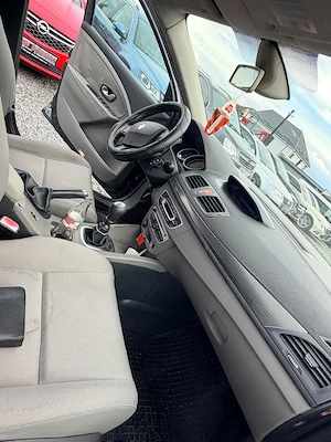 Renault Megane Hatchpack  - imagine 4