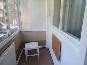 Proprietar inchiriez apartament Spitalul Municipal 