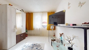 COMISION 0% Apartament cu 3 camere de vânzare, Decomandat, Sacele - imagine 2