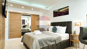 Studio renovat 32 mp Bloc "Căprioara" Gara Brașov - imagine 5