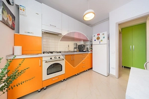 Apartament 1 camera  - curte proprie de 25 mp – Râșnov, Toamnei - imagine 2