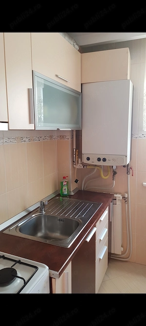 Închiriez apartament  - imagine 4