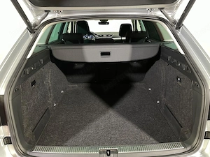 Skoda Superb - imagine 13