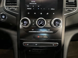 Renault Megane - imagine 16