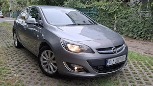 Opel Astra 2014, 2.650 euro - Galați 