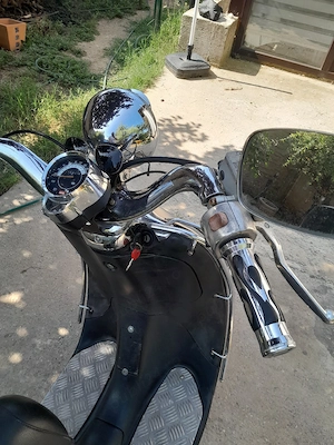 Scuter Aprilia Mojito 125 cc - imagine 4