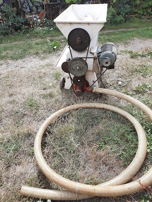 Separator de strugurii 