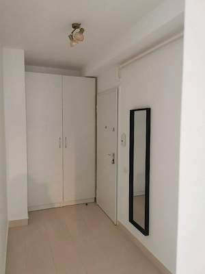 Ofer spre închiriere apartament cu 2 camere decomandat  - imagine 9