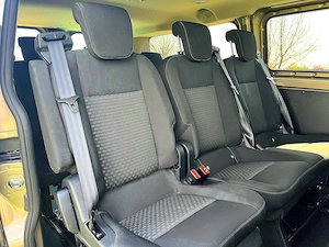 Microbuz FORD Transit Custom 8+1 din 2023 stare perfectă,  44000 km - imagine 4