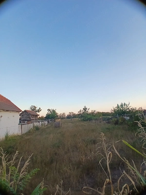 Vând Teren Intravilan