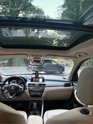 BMW X1 facelift , Automata, Panoramic, Piele, Pretul include TVA deductibil - imagine 4
