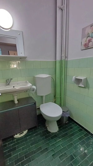 PROPRIETAR-inchiriez ap.3 camere, zona centrala - imagine 7