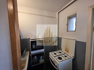 Apartament spațios cu 2 camere, și centrală proprie, Bucovina - imagine 6