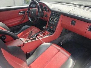 Ofer spre vânzare Mercedes SLK 200 