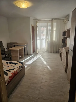 garsoniera titan-metrou 1 minut-stradal - imagine 2