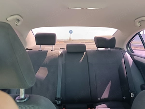 Volkswagen Jetta 1.6 Diesel 2014, cumpărată din reprezentantă Romania - imagine 8