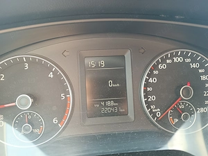 Volkswagen Jetta 1.6 Diesel 2014, cumpărată din reprezentantă Romania - imagine 10