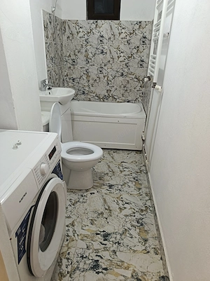 Anchiriez apartament zona mic 11 vizavi de școală nr 9  zona linistita  - imagine 5