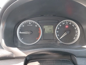 Skoda Fabia 2 - imagine 3